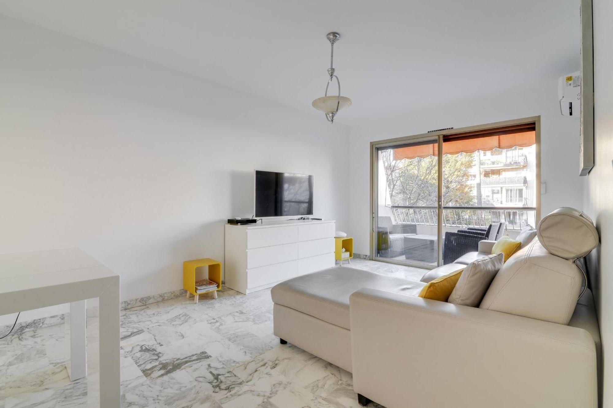 Superb 1 Bedroom Appartement - Close To Croisette Канни Екстер'єр фото